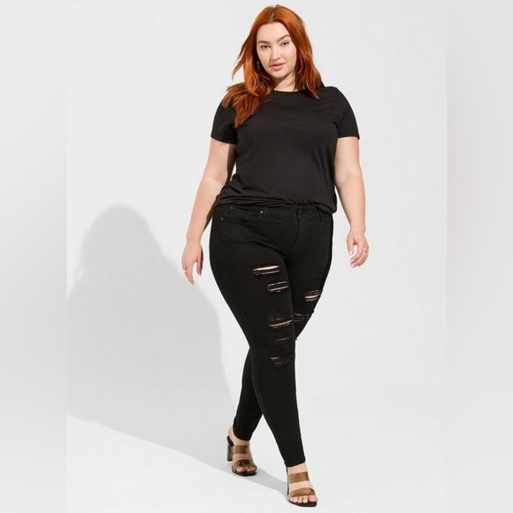 Torrid Bombshell Skinny Premium Stretch High-Rise Destructed Jean Size 24 - Picture 16 of 16